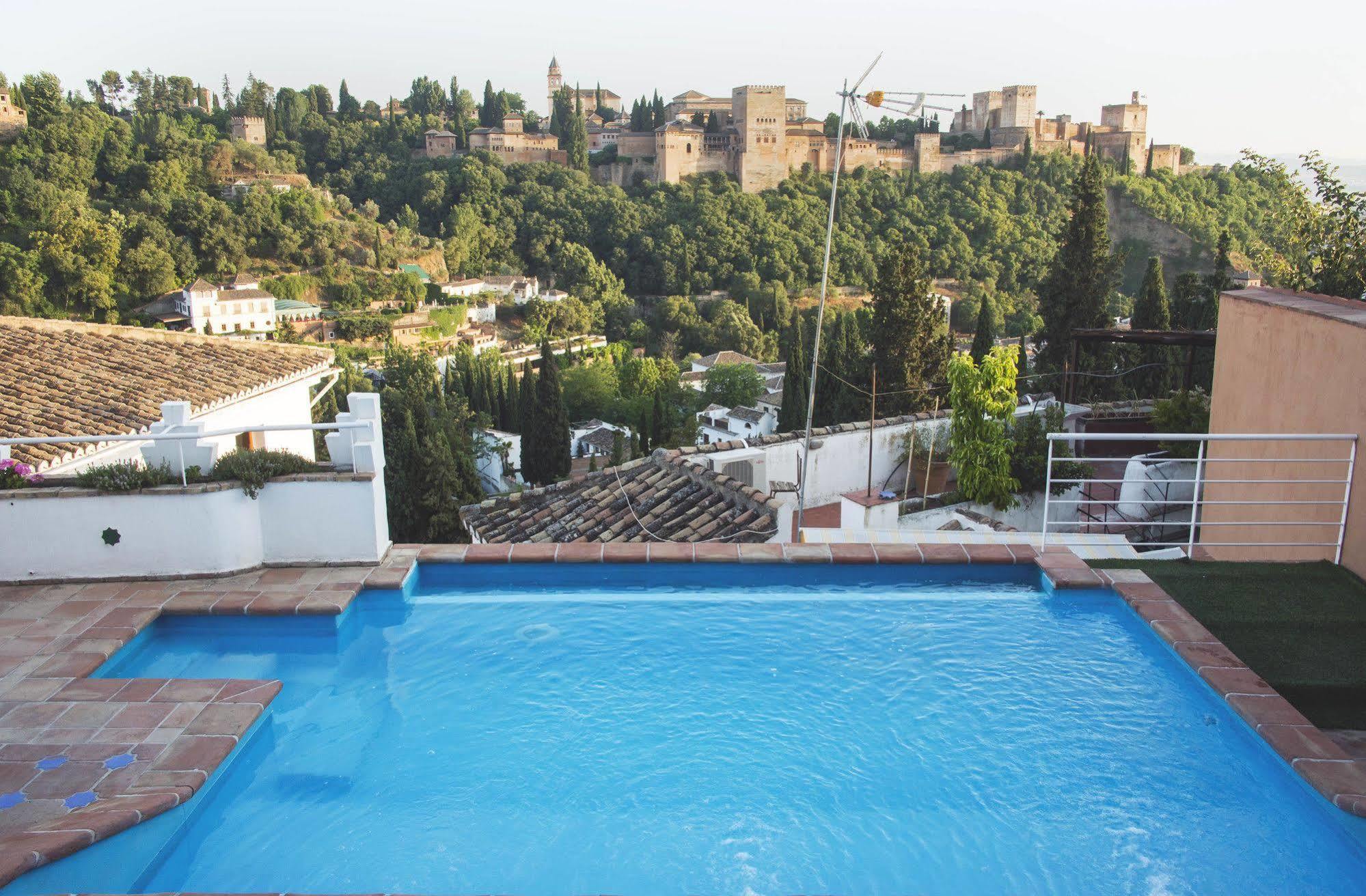Apartamentos Montesclaros Гранада Экстерьер фото